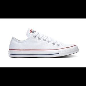 Brand new chuck Taylor all stars